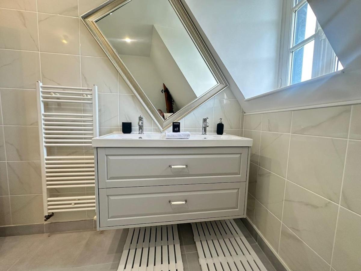 S Bayleved'Air Duplex Vue Chateau, Balneo Et Sauna Sedan Eksteriør billede