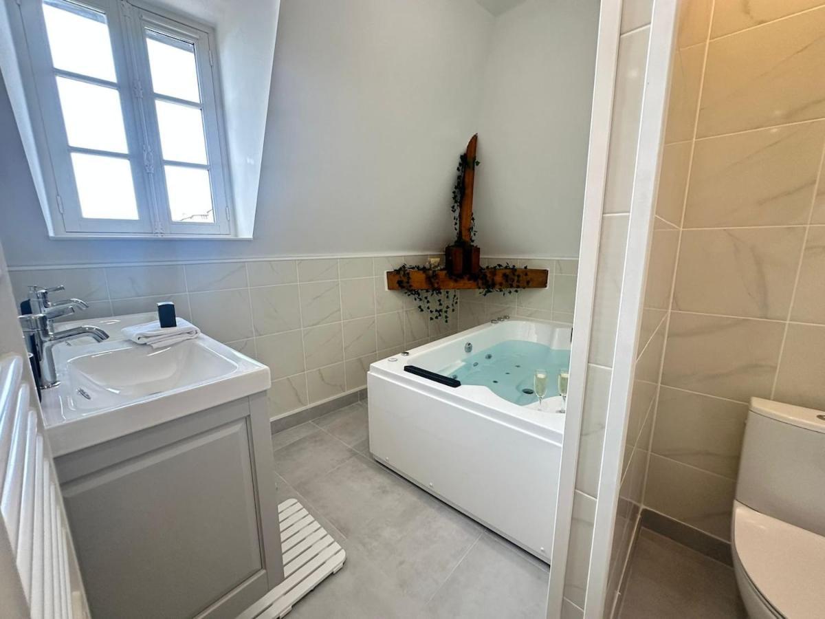S Bayleved'Air Duplex Vue Chateau, Balneo Et Sauna Sedan Eksteriør billede