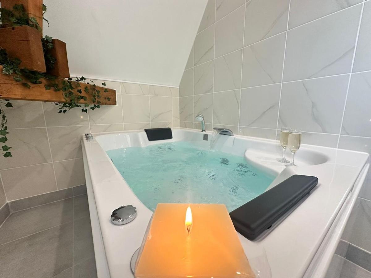S Bayleved'Air Duplex Vue Chateau, Balneo Et Sauna Sedan Eksteriør billede